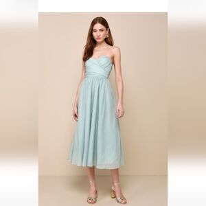 NWT Lulus Fairytale Organza strapless A-line midi dress